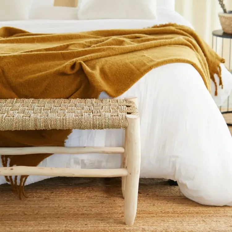 Checkerboard braiding bench