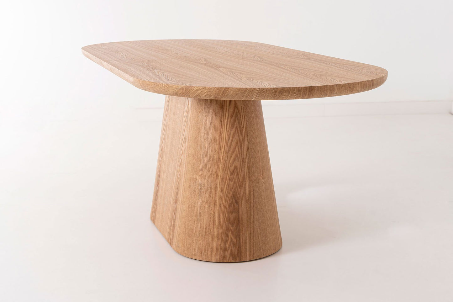 Long Roble Dining Table